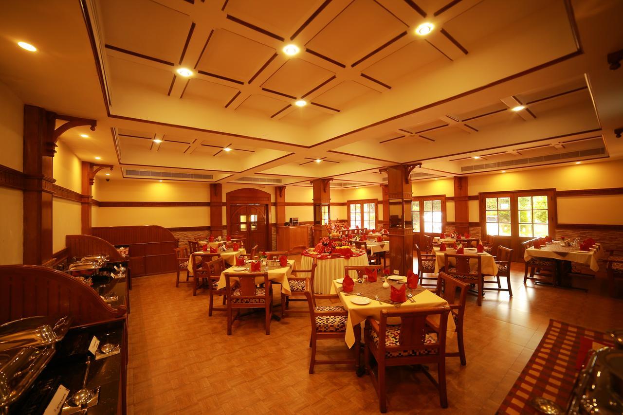 Quality Airport Hotels Nedumbassery Eksteriør bilde