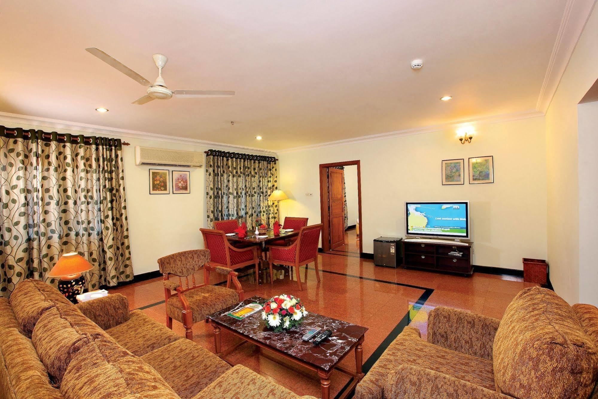 Quality Airport Hotels Nedumbassery Eksteriør bilde